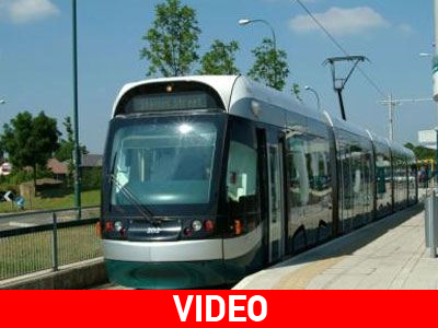 Σύγκρουση τραμ με αυτοκίνητο στο Νέο Κόσμο