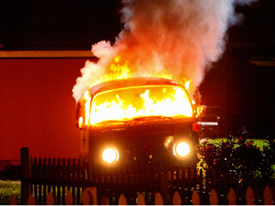 Φωτιά σε βαν στη Θεσσαλονίκη