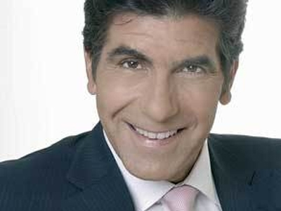 Γιατί θέλει να διασκευάσει ξένη σειρά;