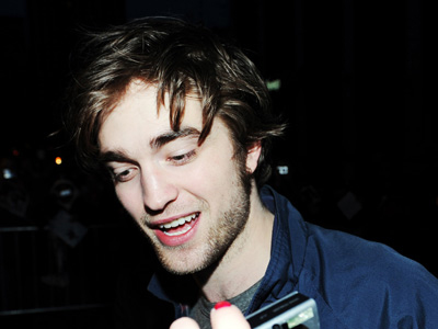 Τα δύσκολα παιδικά χρόνια του Robert Pattinson