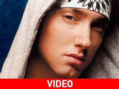 Κατέκτησε την «κορυφή» ο Eminem