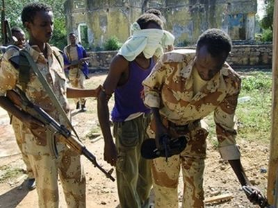 Αιματηρές συγκρούσεις στη Σομαλία