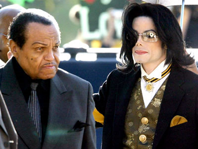 Εξακολουθεί να προσπαθεί…