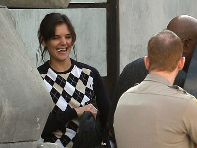 Ρούχα με την υπογραφή της Katie Holmes;