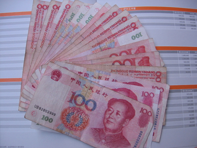 «Φως στο τούνελ» της ιαπωνικής οικονομίας «Φως στο τούνελ» της ιαπωνικής οικονομίας