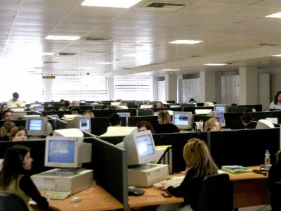 Σήμερα λήγει η μετενέργεια για τις κλαδικές συμβάσεις Σήμερα λήγει η μετενέργεια για τις κλαδικές συμβάσεις