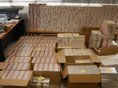 Διακινούσαν λαθραία τσιγάρα Διακινούσαν λαθραία τσιγάρα