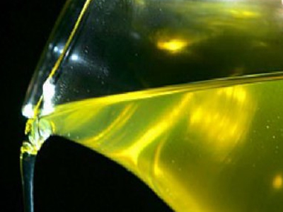 Δωρεάν διάθεση πατάτας και λαδιού στην Λάρισα Δωρεάν διάθεση πατάτας και λαδιού στην Λάρισα