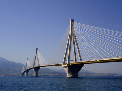 Δέμα αναστάτωσε την ζεύξη Ρίου- Αντιρρίου Δέμα αναστάτωσε την ζεύξη Ρίου- Αντιρρίου