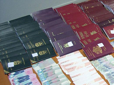 Τους «τσάκωσαν» οι άνδρες του Λιμενικού