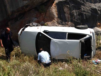 «Βουτιά» θανάτου στο γκρεμό