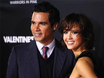 Jessica Alba: «Βιώνουμε την απόλυτη ευτυχία»