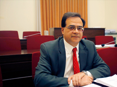 «Θα χρειαστούν έναν ουδέτερο πρωθυπουργό»