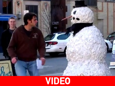 Η άλλη πλευρά του χιονάνθρωπου