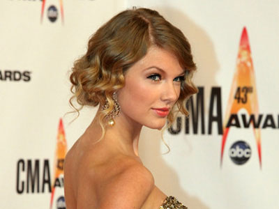 Η Taylor Swift στα Country Music Association Awards
