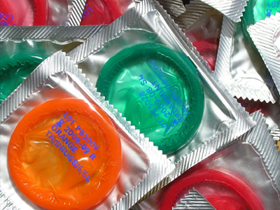 SEXUALITY: Με προφυλακτικό ή χωρίς; Δεν έχει σημασία τι λες αλλά πώς το λες!