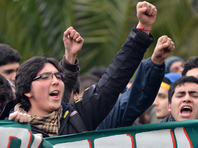 Επεισοδιακή μαθητική πορεία στο Σαντιάγο