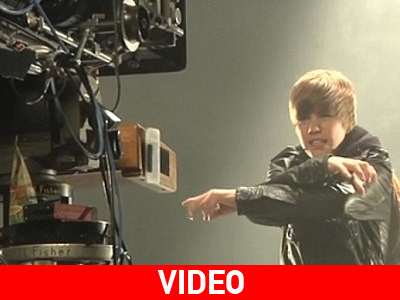 Ο Justin Bieber πίσω από τις κάμερες