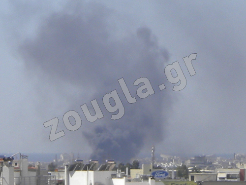 Φωτιά στη λαχαναγορά του Ρέντη