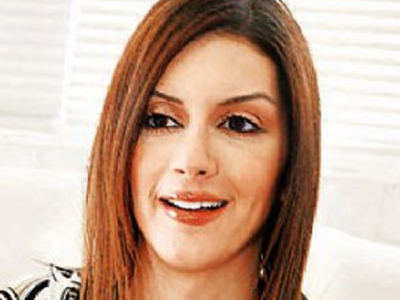 Σε λίγους μήνες περιμένει τον γιο