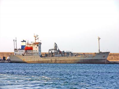 Εισροή υδάτων στο «Cement Voyager»