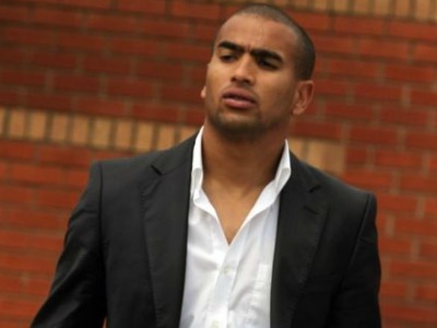 Καταδικάστηκε ο Μουν, αλλά γλύτωσε τη φυλακή