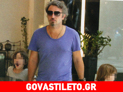 Ο Φάνης Μουρατίδης κάνει βόλτες με τους δύο γιους του