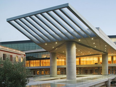 Μελωδίες στη σκιά της Ακρόπολης