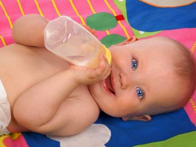 Υψηλή η περιεκτικότητα αλουμινίου στα βρεφικά γάλατα