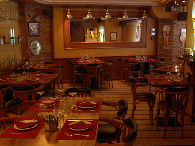 Επιμένει ελληνικά η μπιραρία «Αλεξάνδρα»