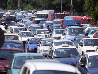 Μποτιλιάρισμα στην παραλιακή