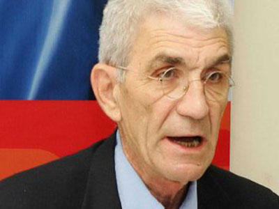 Να αποδοθούν οι ευθύνες για τα σκουπίδια, ζητά ο Μπουτάρης