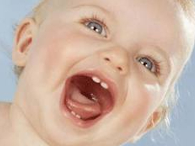 Τι πρέπει να τρώει κατά τη διάρκεια της οδοντοφυΐας;