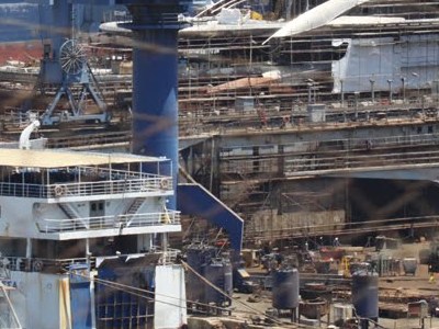 «Σκληρό πόκερ» για  Σκαραμαγκά