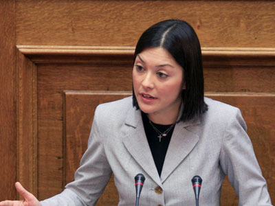 Βουλευτική και προπάντων γυναικεία αλληλεγγύη!