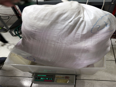 Φωτογραφίες από τη μεταφορά και καταστροφή της ηρωίνης από το ΛΣ