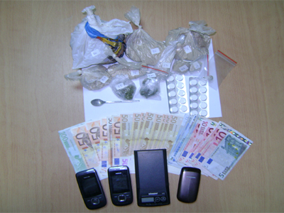 Στα χέρια της αστυνομίας έμποροι ναρκωτικών