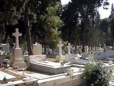 Λήστεψαν το Α΄ Νεκροταφείο Αθηνών