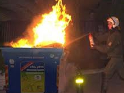 Φωτιά σε κάδους απορριμμάτων στην Κρήτη