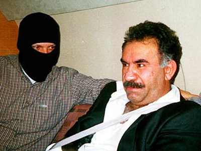 Απαράδεκτες συνθήκες κράτησης καταγγέλλει ο Ocalan