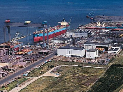 Clarksons: Δυναμική παρουσία στα orderbooks για boxships