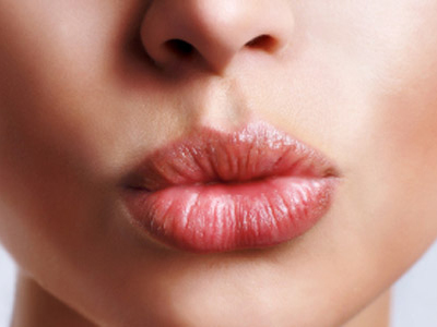 Βελούδινα χείλη στη στιγμή!