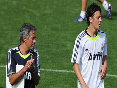 Οζίλ: «Θέλω να μείνω για πάντα στην Ρεάλ»