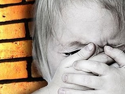 Σύλληψη δύο ατόμων για παιδική πορνογραφία