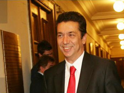 Αλλαγές στο νομοσχέδιο για «fast track»