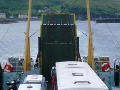 Ασφαλίστηκαν οι «παντόφλες»