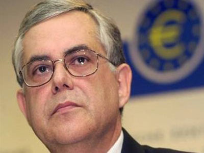 “Δεν θα γίνει αναδιάρθρωση του χρέους”, τονίζει ο Παπαδήμος