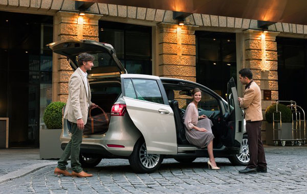 Λειτουργικές και πρωτοποριακές οι πόρτες