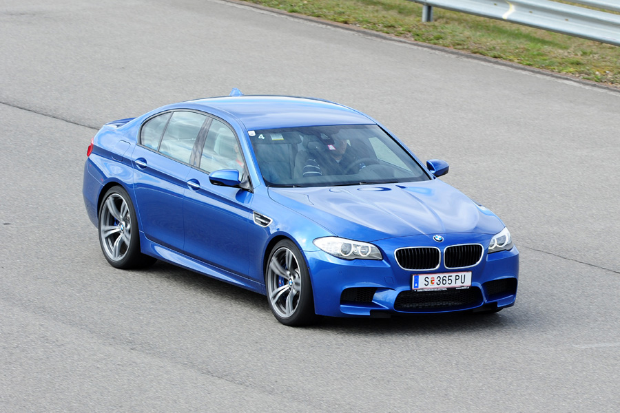 H νέα M5 ξεπερνάει τα 155.000 ευρώ 