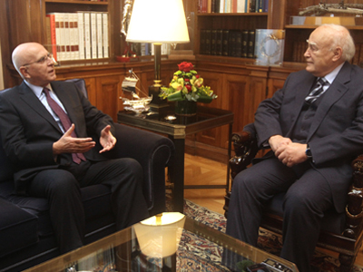 Κ.Παπούλιας: Αν βάλουμε όλοι πλάτη θα βγούμε από την κρίση